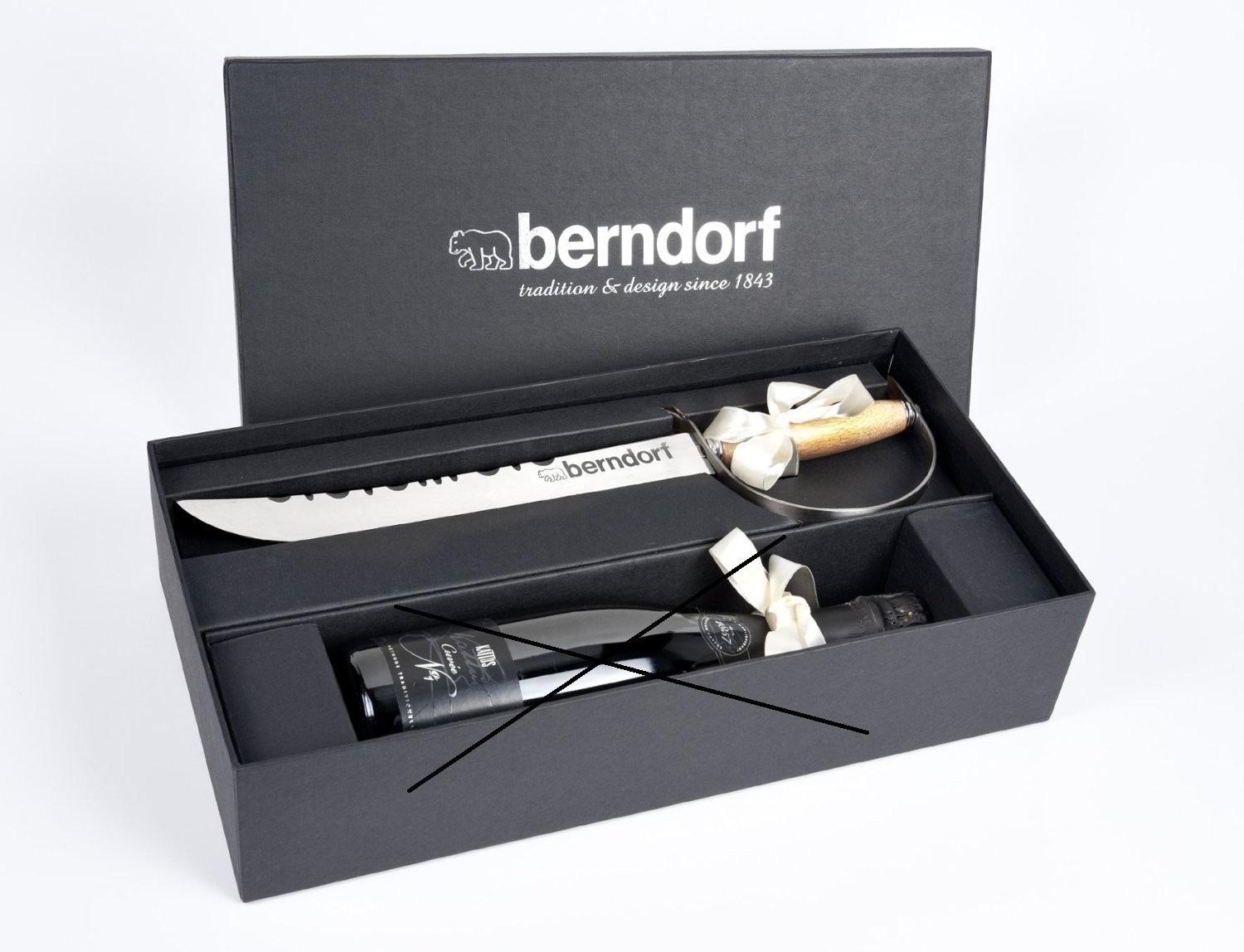 Nôž na sabráž na šampanské v boxe